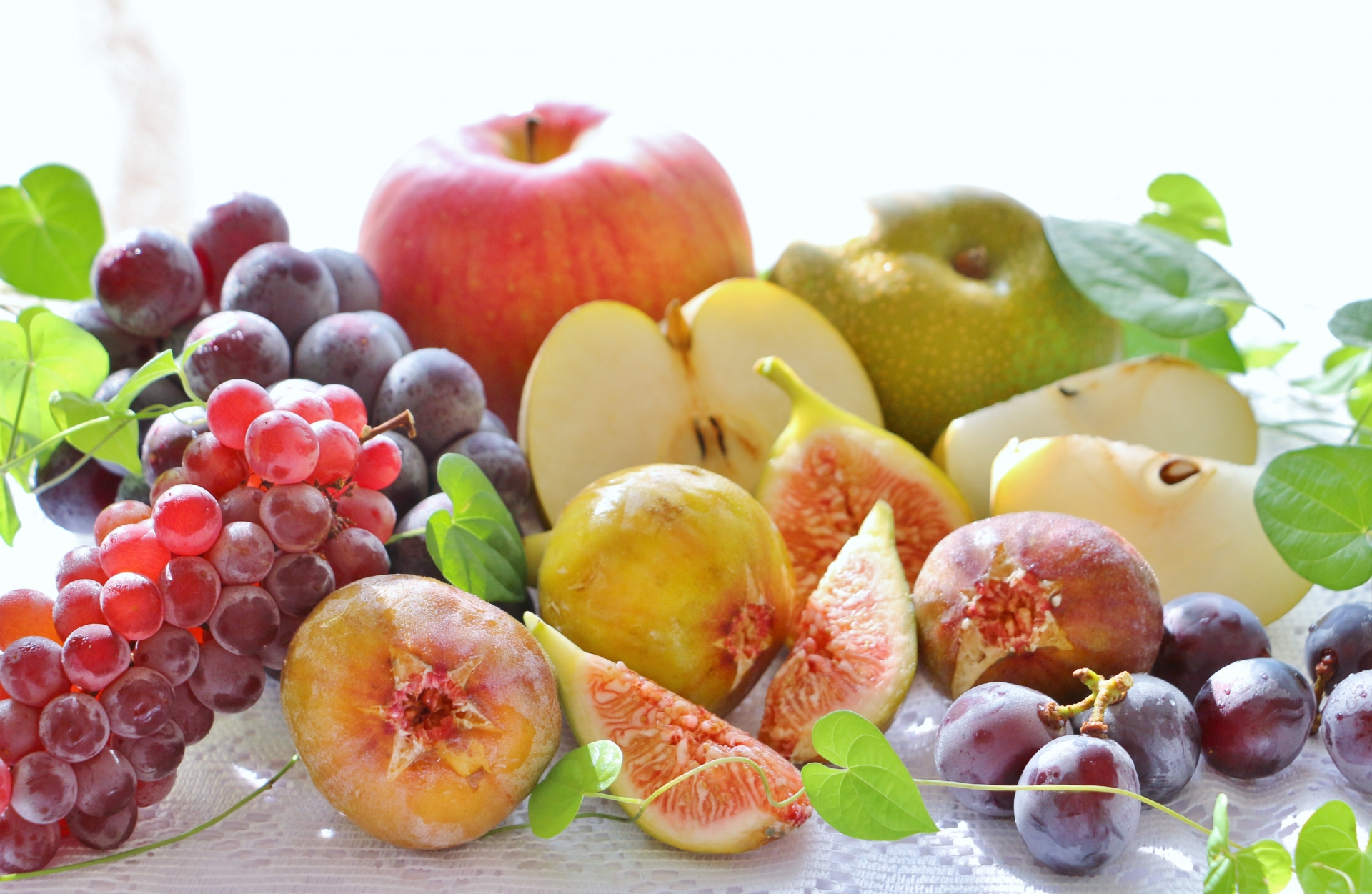 秋　食べ物　果物　フルーツ